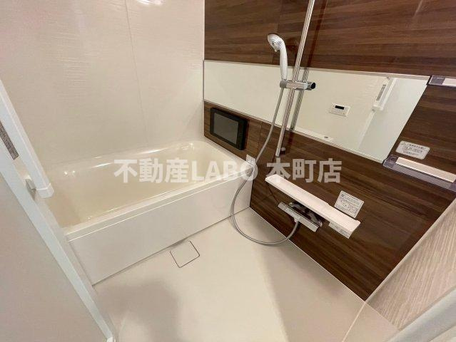 プレジオ弁天町の浴室