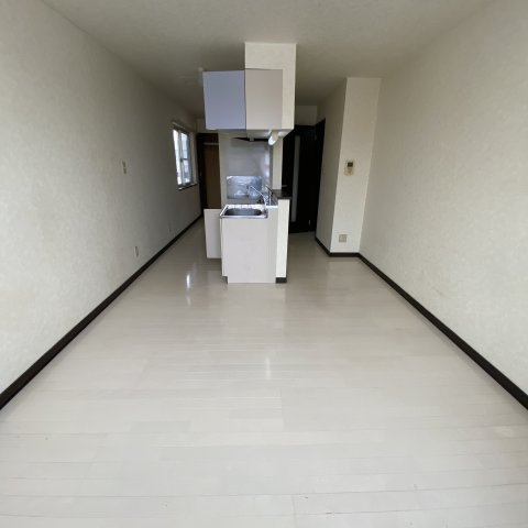 カトゥルの居間・リビング