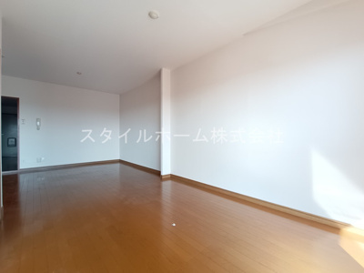 【居間・リビング】 | オアシス鷹丘 | イメージ写真です。