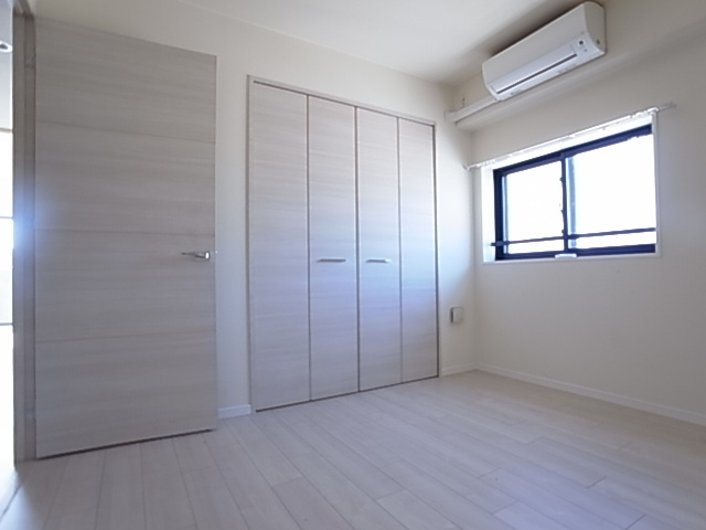 神戸市兵庫区湊町１丁目の賃貸マンションの内装|洋室