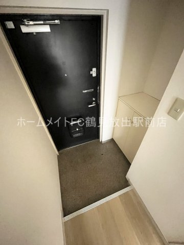 レジョンドール鶴見緑地の玄関