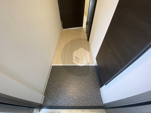 リベルタ布施の玄関