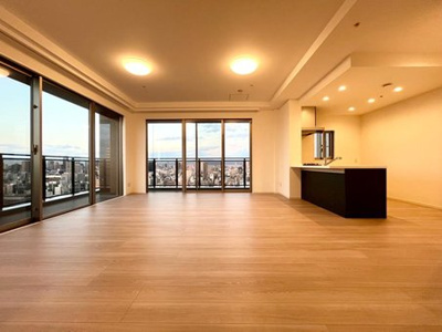 【居間・リビング】 | ヴィークタワー南堀江