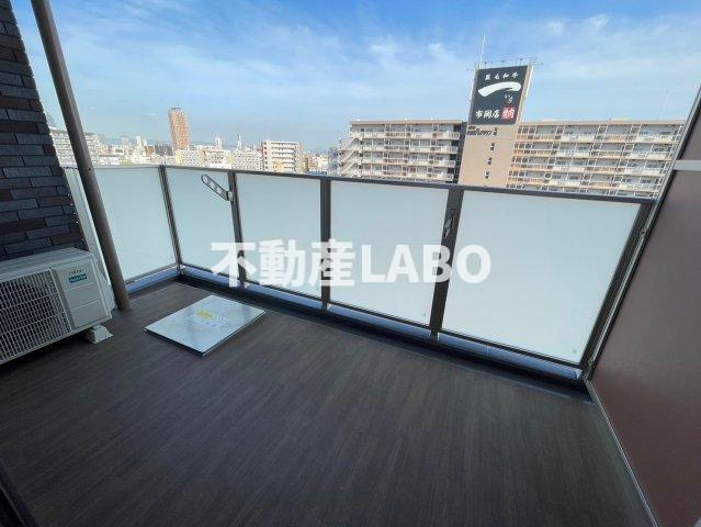 プレジオ弁天町のバルコニー