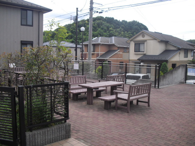 アトリオヴィラ壱番館のその他共用部分|敷地内憩いの場