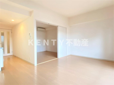 【居間・リビング】 | エリヴィエール | 使いやすい居間です