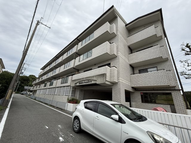 猪名川エクセルハイツの外観