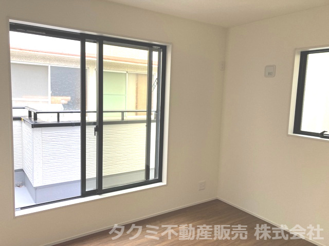 神戸市垂水区北舞子　新築一戸建ての洋室