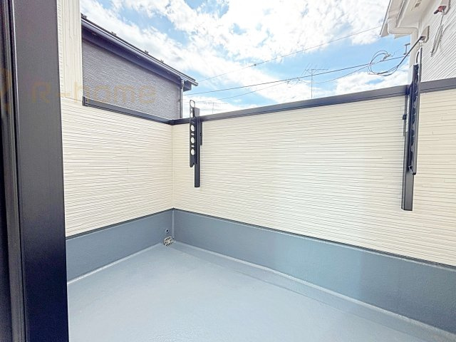 我孫子市青山台2丁目第1期　新築戸建て　1号棟のバルコニー|お布団やラグなどの大きな物も干しやすい広々としたバルコニー！