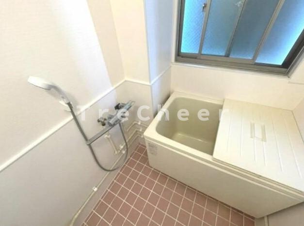 文原ビルの浴室