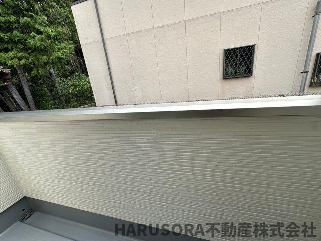生駒市壱分町　2階建のバルコニー