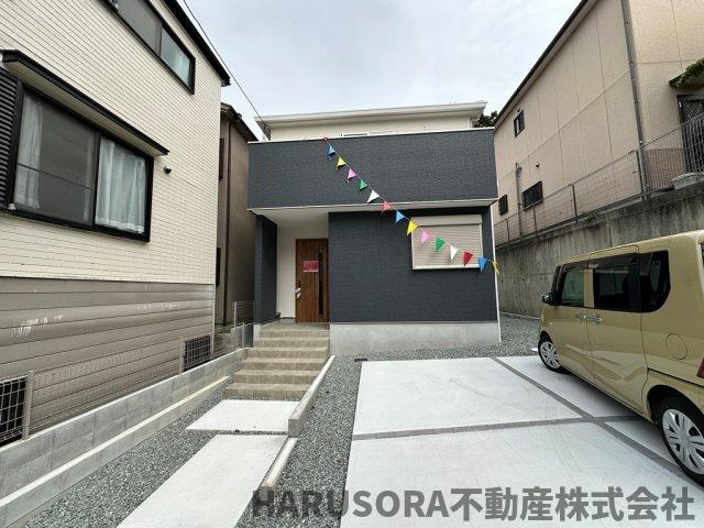 生駒市壱分町　2階建