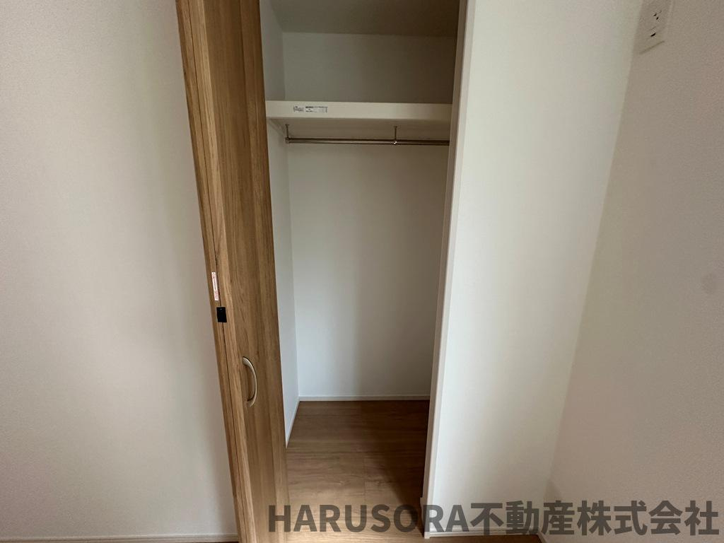 生駒市壱分町　2階建の収納