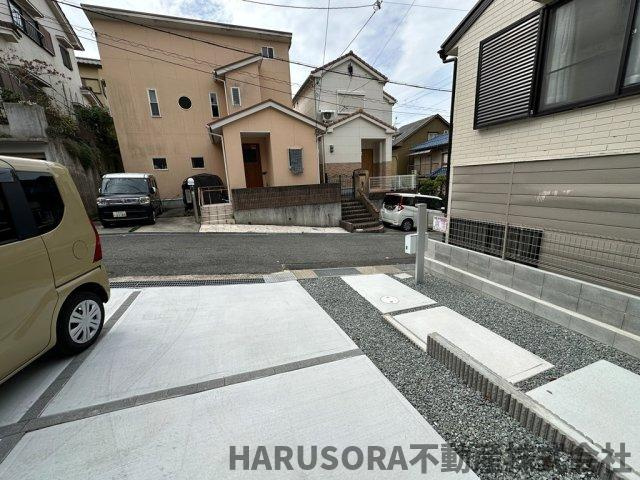 生駒市壱分町　2階建の駐車場