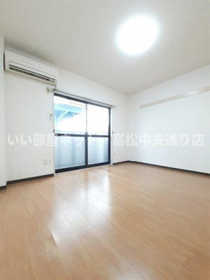 【居間・リビング】 | エトワールハイツ