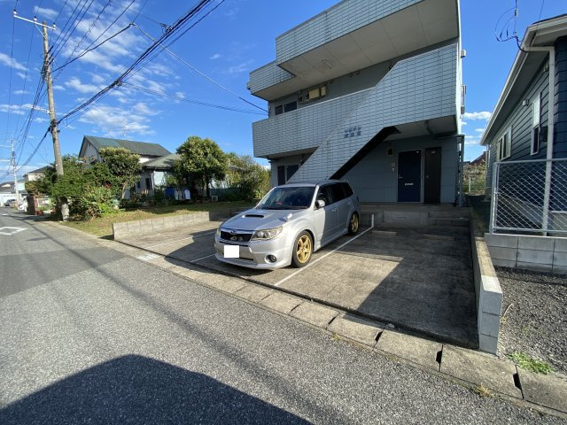 リビオン新茂原の駐車場
