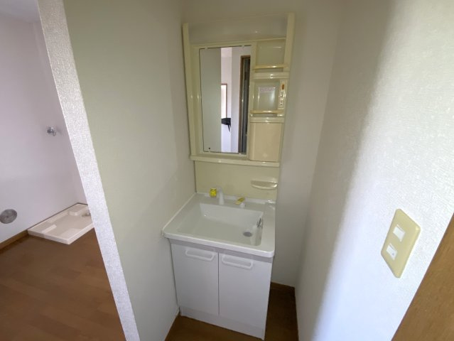 リビオン新茂原の独立洗面台