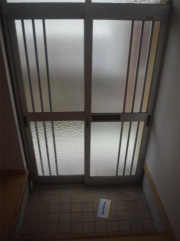 大和高田市旭北町の賃貸マンションの玄関