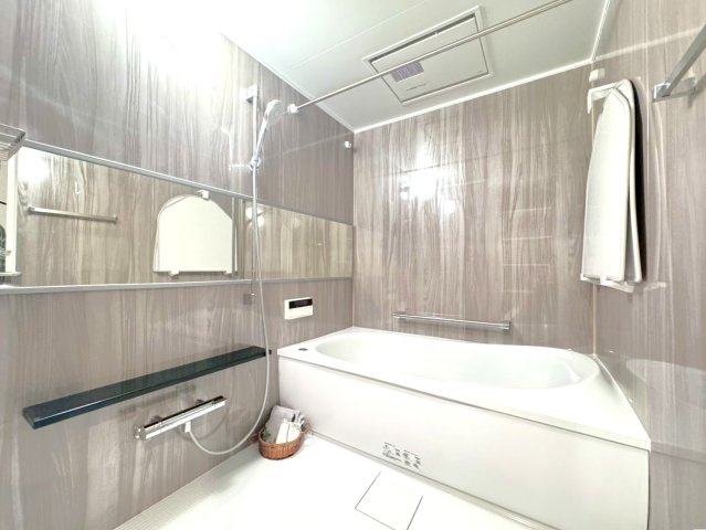 ２０２５年２月リノベーション済み３ＬＤＫ◆ペット２匹まで可能◆ＢＥＬＩＳＴＡ京都山科の浴室|浴室