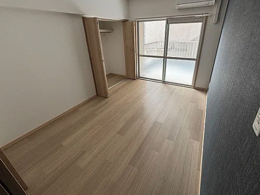 鹿児島市　一棟マンション　商業地域の洋室