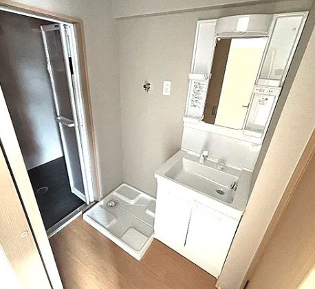 鹿児島市　一棟マンション　商業地域の独立洗面台