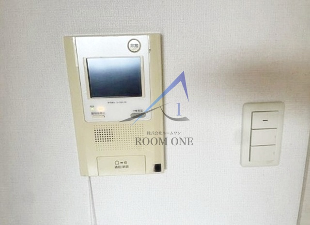 グランヴァン目白ヒルズのセキュリティ|モニター付きインターホンです。