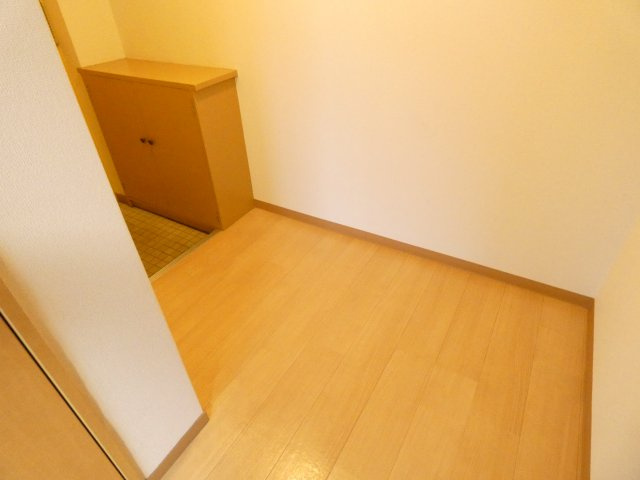 マンション鹿内の玄関