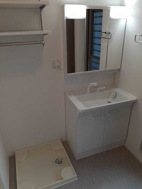 バレンティーノ　４６の洗面所|洗面所