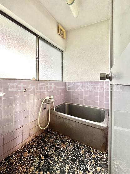 【浴室】 | 磐田市見付東坂　中古住宅 | 浴室です