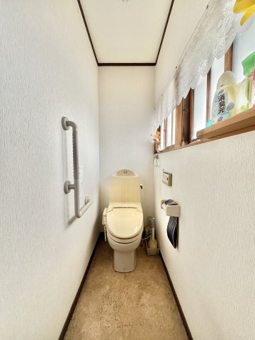 【トイレ】 | 磐田市見付東坂　中古住宅 | トイレ