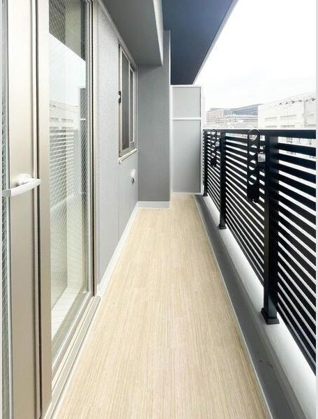 Alivis緑橋のバルコニー