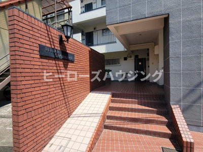 【エントランス】 | ベルエアー桜塚