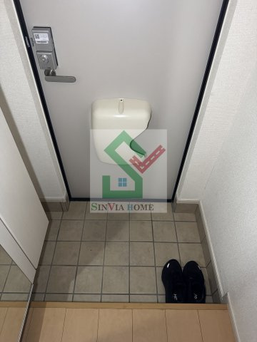 ウィーバーハウスの玄関