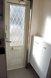 ライラックⅠの玄関|明るい玄関です