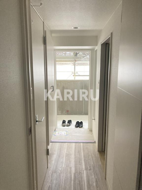 ホブスクエアの玄関