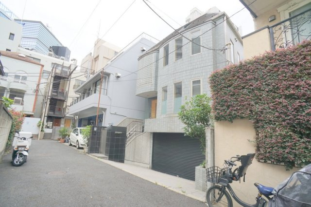 南平台町　土地の外観|京王井の頭線「神泉」駅徒歩6分
京王井の頭線「渋谷」駅徒歩8分
JR山手線「渋谷」駅徒歩9分
