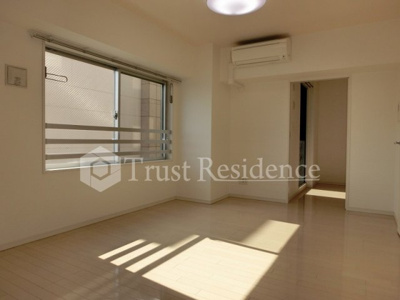 【洋室】 | コンフォリア上野広小路