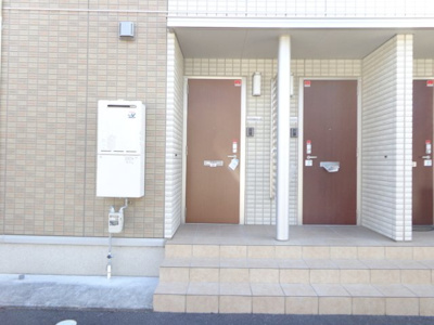 【エントランス】 | リヴェール来住・