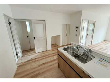 広島市西区山田新町１丁目のキッチン