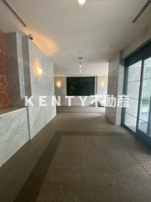 【ロビー】 | ジョイスコート | ゆとりのあるロビーです