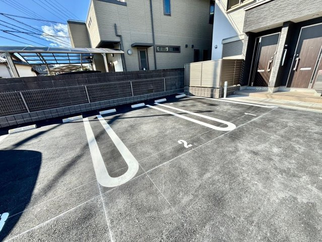 ステラータの駐車場