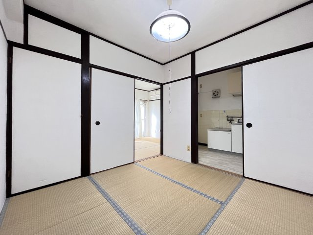 マンション南住吉の和室