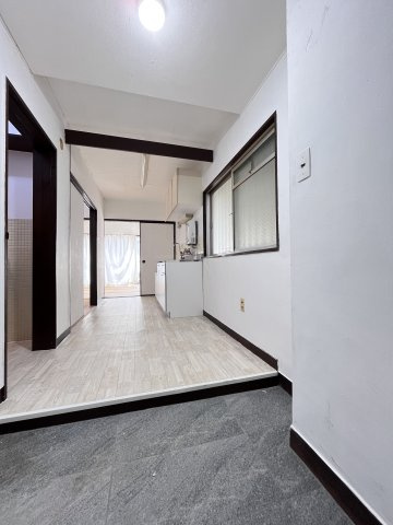 マンション南住吉の玄関