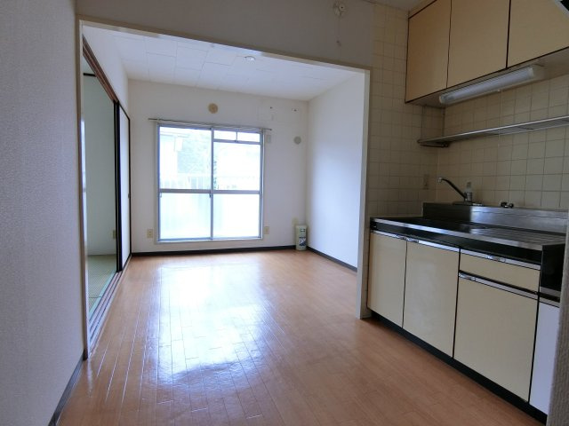 グリーンパーク田園１２号の居間・リビング