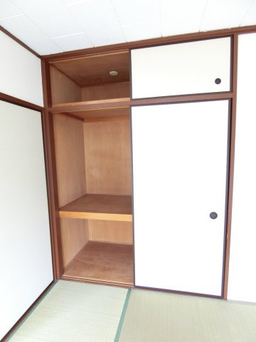 グリーンパーク田園１２号の和室