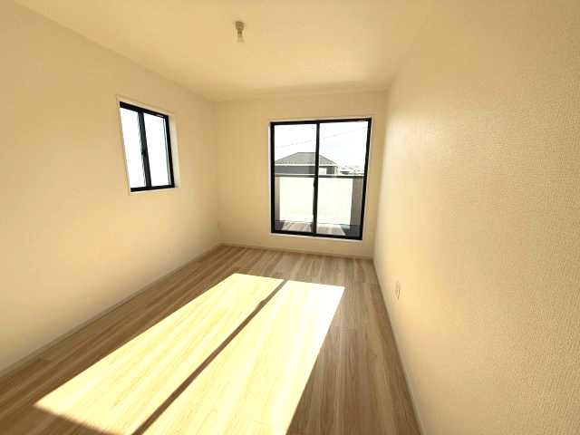 アーバンスタイル渋川市石原１期　１号棟の洋室|２階洋室2です