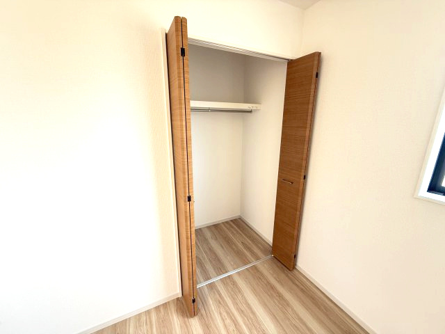 アーバンスタイル渋川市石原１期　１号棟の収納|１階洋室収納です