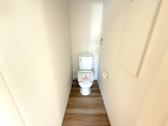 アーバンスタイル渋川市石原１期　１号棟のトイレ|２階トイレです♪