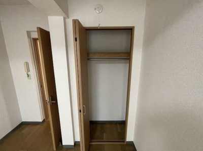 【収納】 | ビューヒル南 | クローゼット完備
