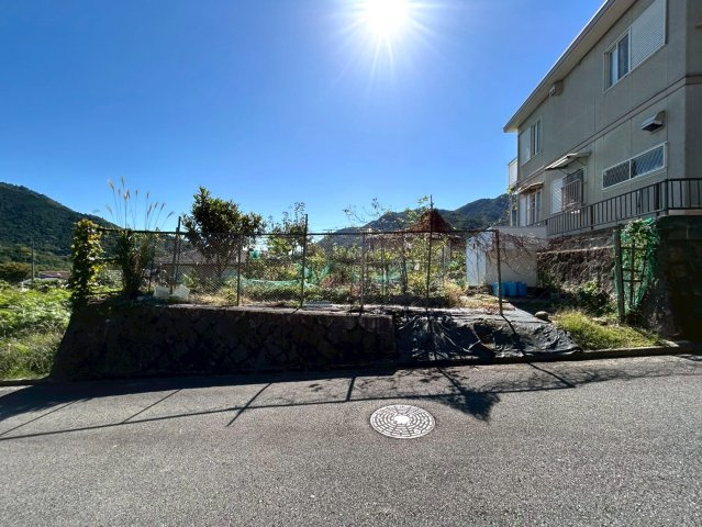 間口広め１１ｍの整形地■現況は畑■建築条件なし売土地■亀岡市畑野町千ケ畑高橋